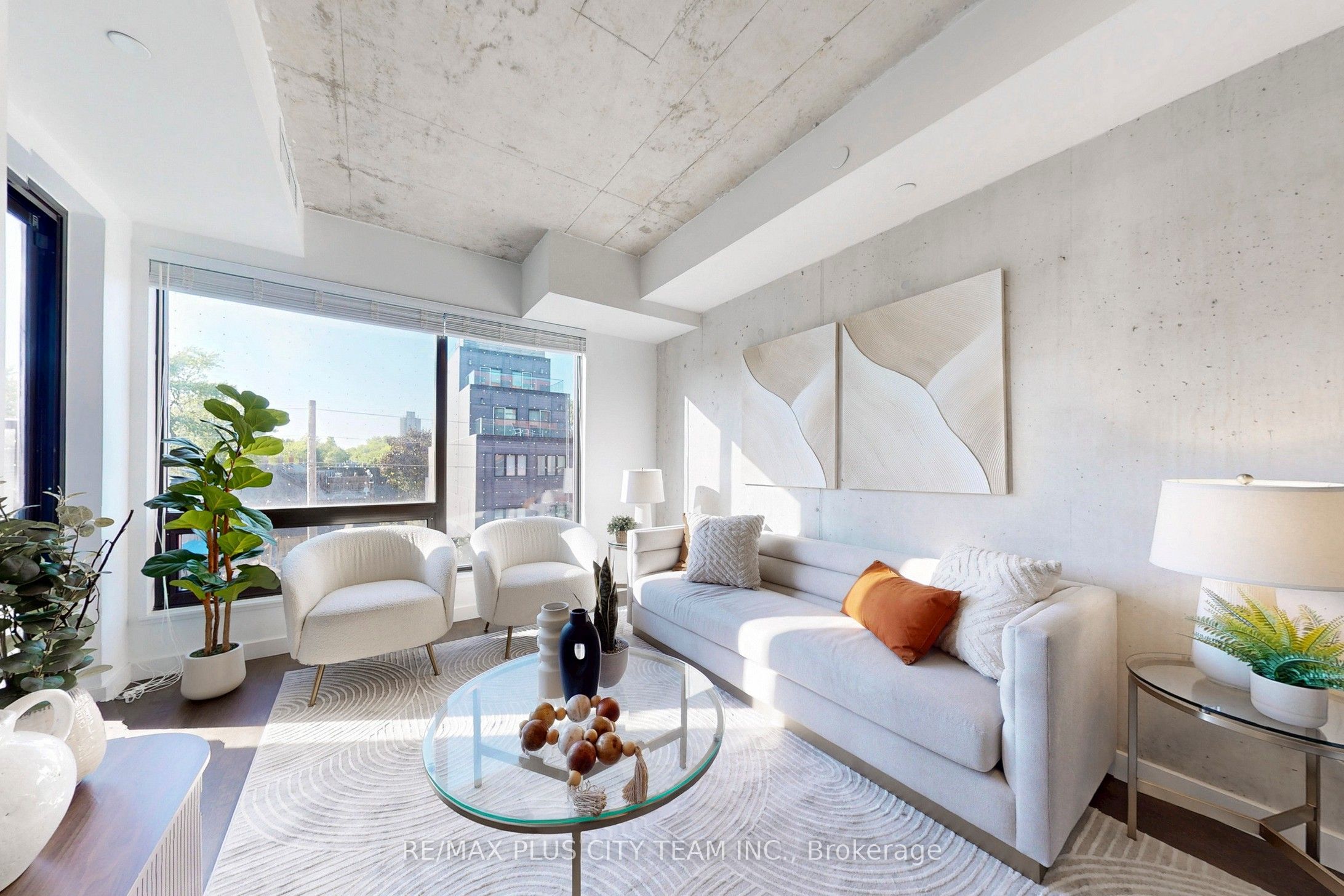 246 Logan Avenue 412