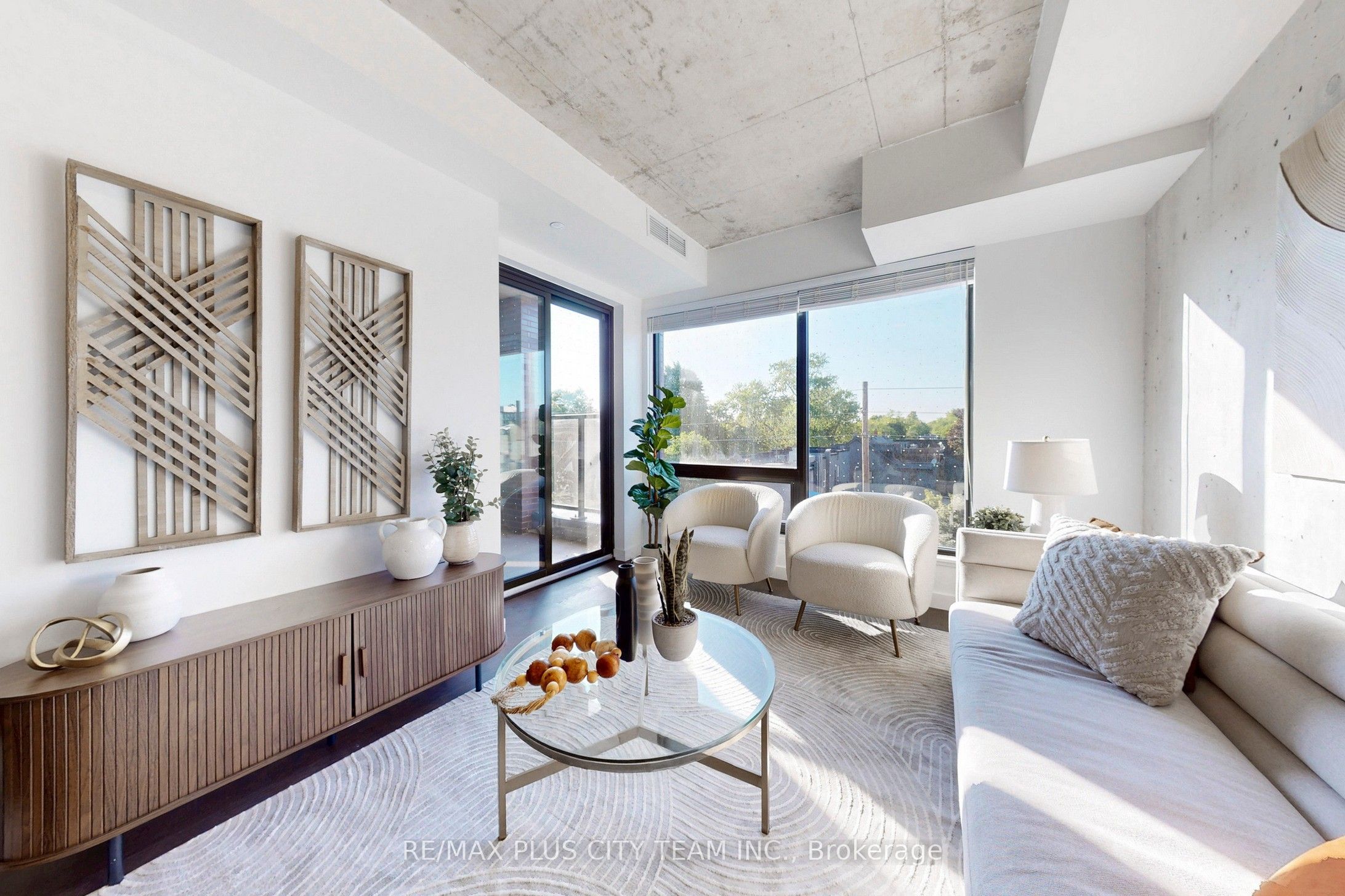 246 Logan Avenue 412