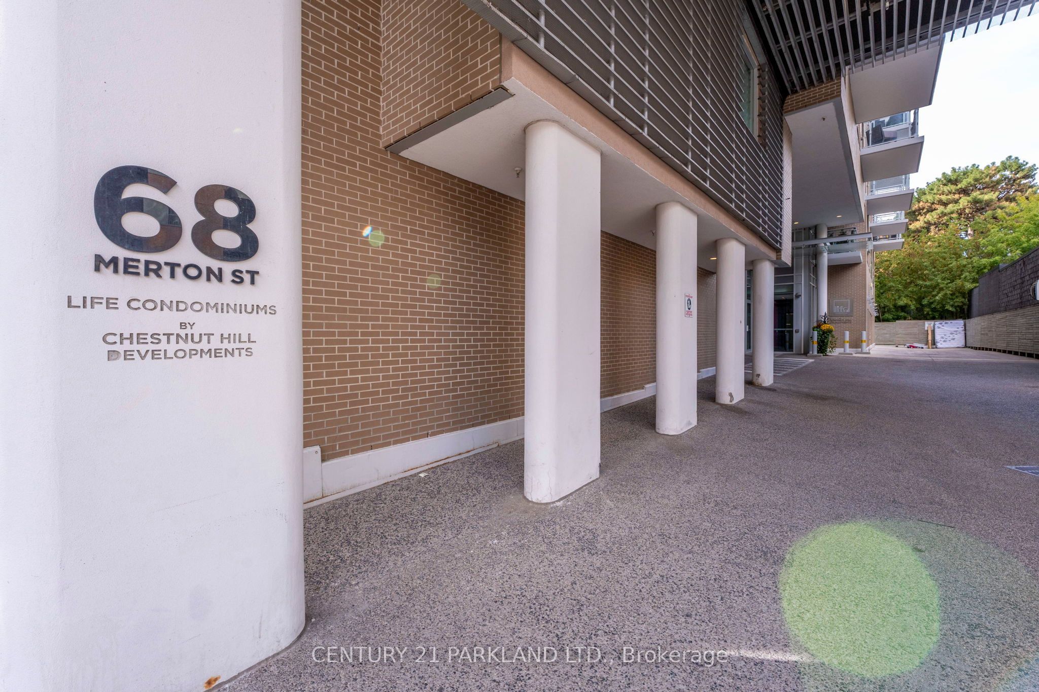 68 Merton Street 707