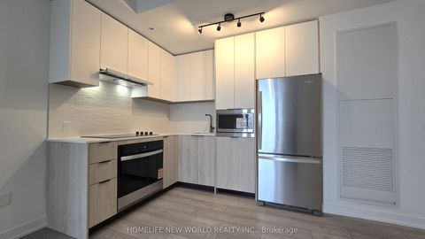 1007 The Queensway N/A 819 Toronto ON M8Z 0H4