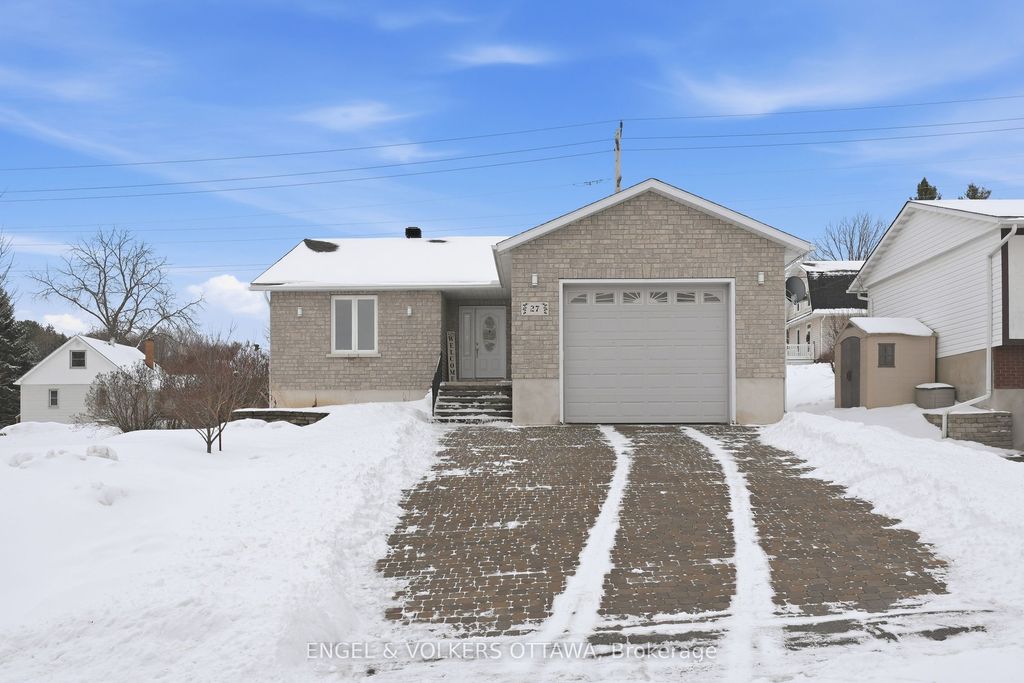 Photo of 27 Ivy Avenue, Renfrew, ON K7V 4C9 (MLS # X12919022)