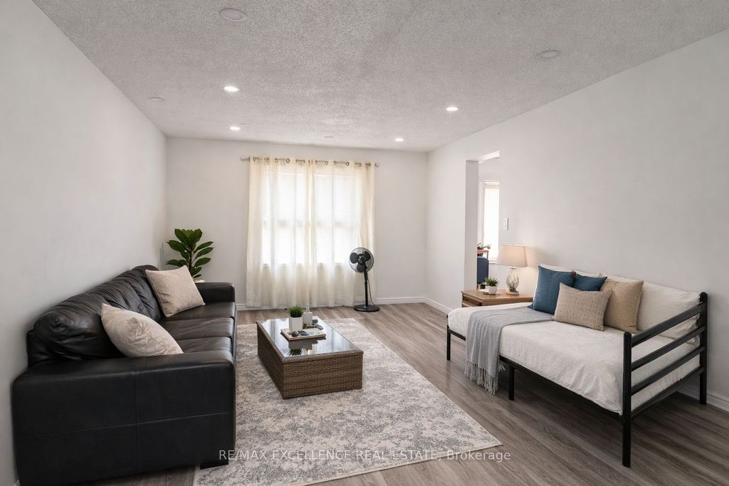 Photo of 68 Alabaster Drive, Brampton, ON L6V 4G4 (MLS # W12962232)