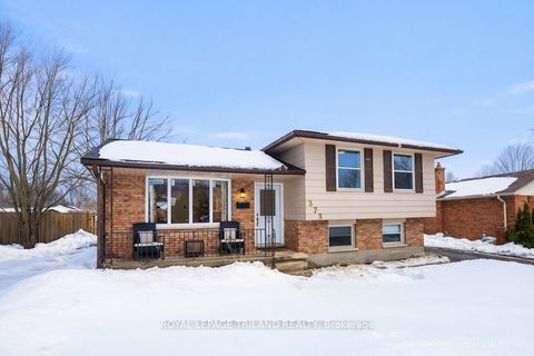 Property photo of 373 blue forest drive, london north, ON n6g 3k1