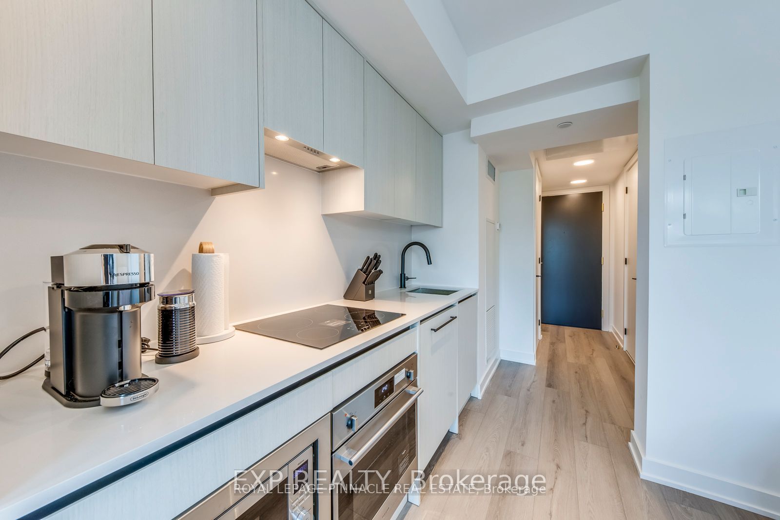 5 Lakeview Avenue 415