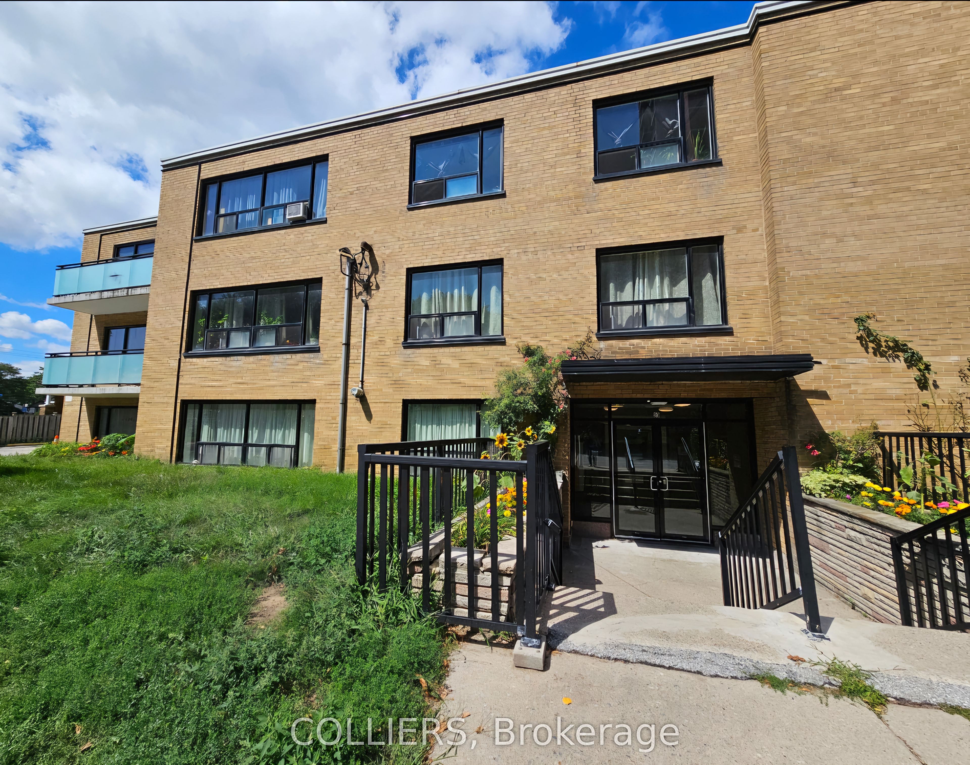 16-26 Coburn Avenue