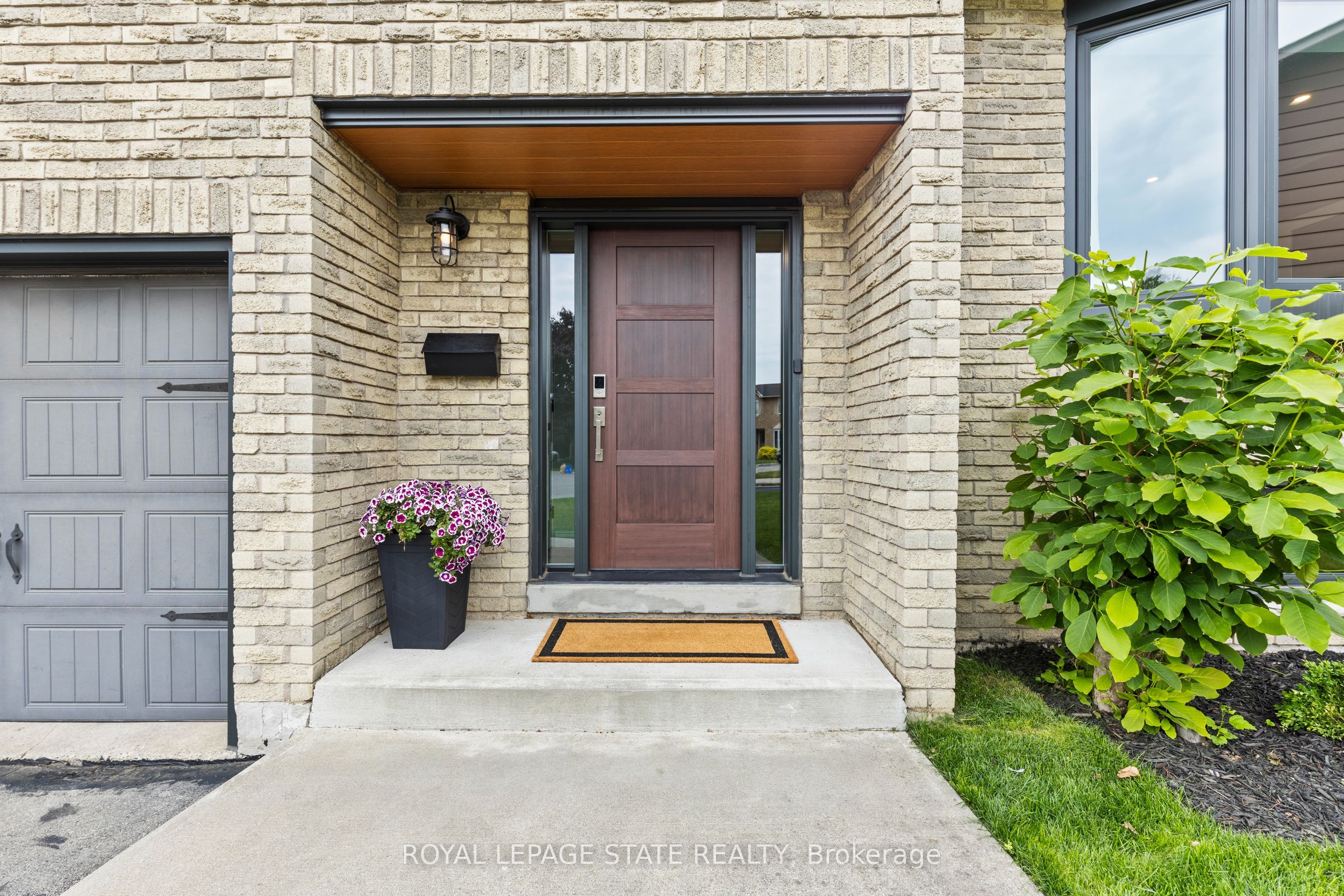 2326 Tintagel Lane