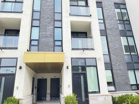3020 Trailside Drive 127 Oakville ON L6M 4M2