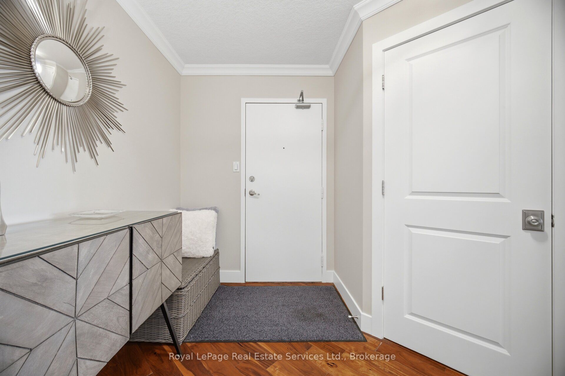 1201 North Shore Boulevard E 1001