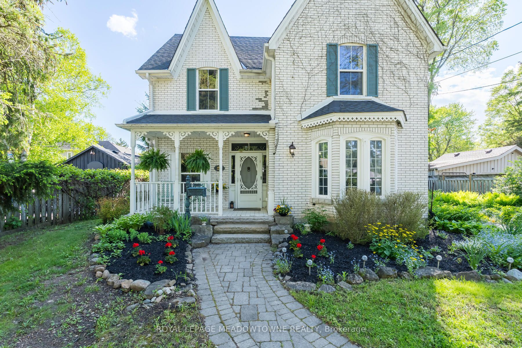 26 Confederation Street