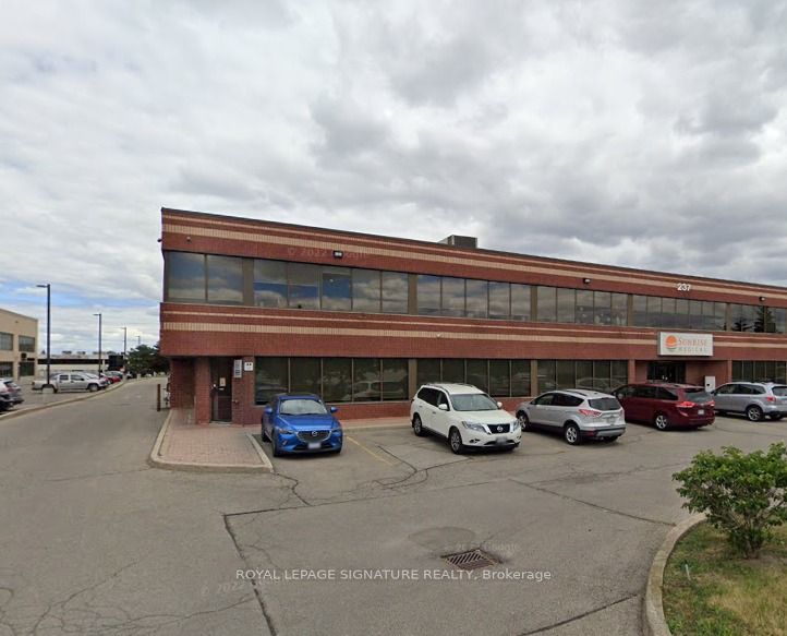 Photo 1 of 13 — 237 Romina Road 3, Second Level, Vaughan, ON L4K 4V3