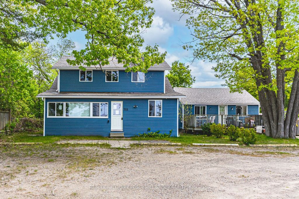 Photo of 711 Mosley Street, Wasaga Beach, ON L9Z 1Z5 (MLS # S12516342)