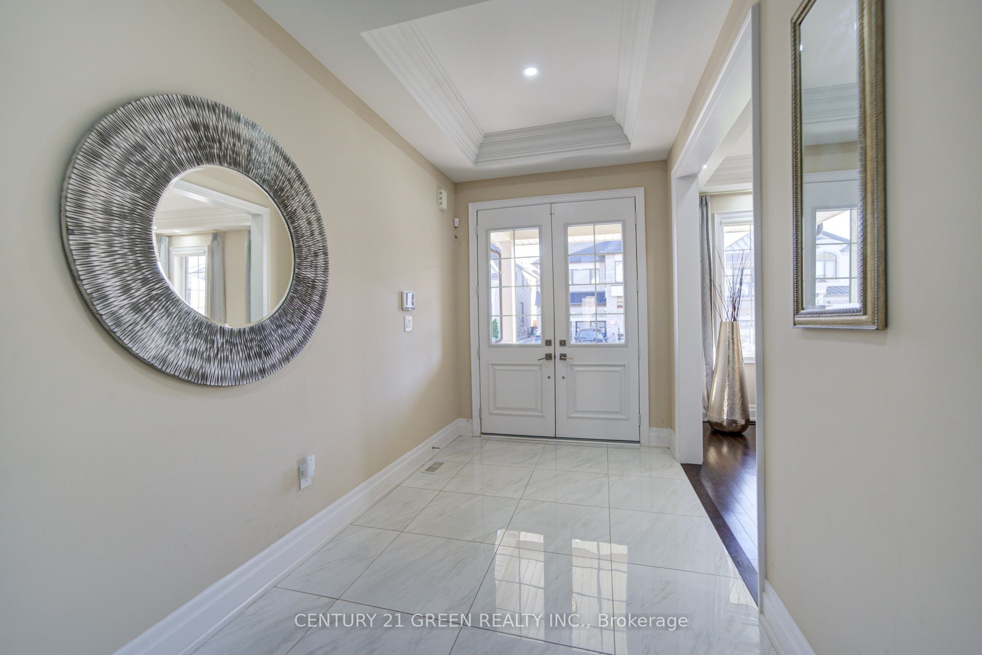 6 Hackwood Heights