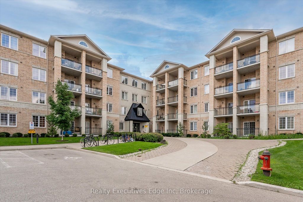 Photo of 1077 Gordon Street #323, Guelph, ON N1G 0E3 (MLS # X12599966)