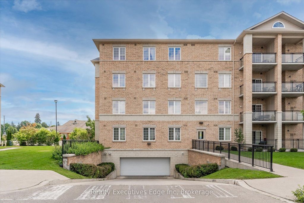 Photo of 1077 Gordon Street #323, Guelph, ON N1G 0E3 (MLS # X12599966)