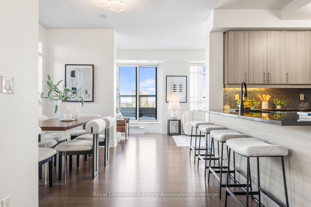 Photo of 8130 Birchmount Road #701, Markham, ON L6G 0E4 (MLS # N12823096)