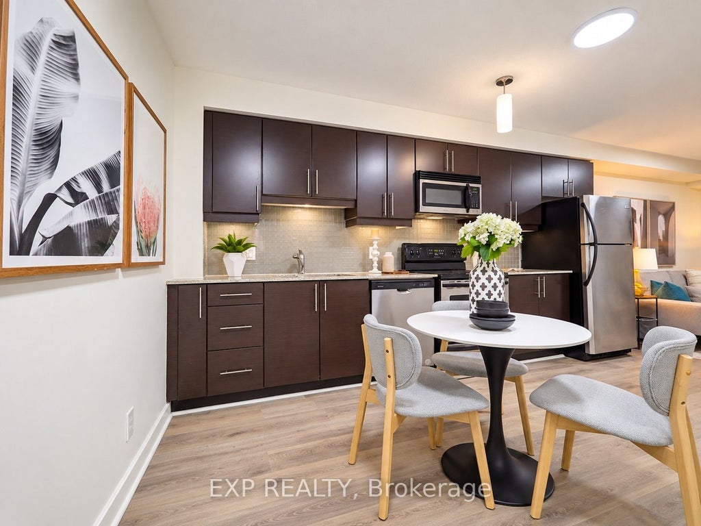 Photo of 18 Harbour Street #703, Toronto, ON M5J 2Z6 (MLS # C13800554)