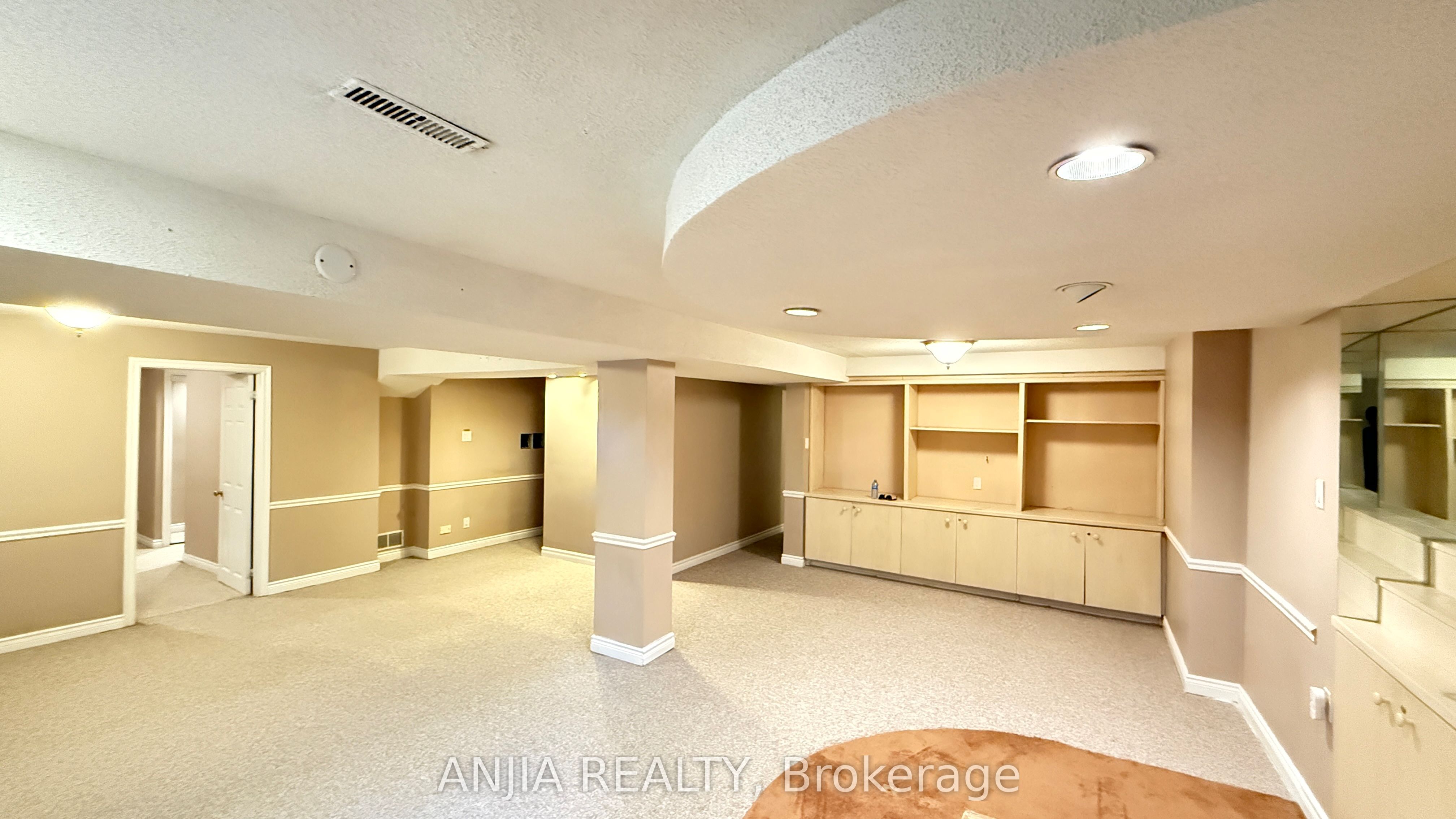 1 Brewsland Crescent