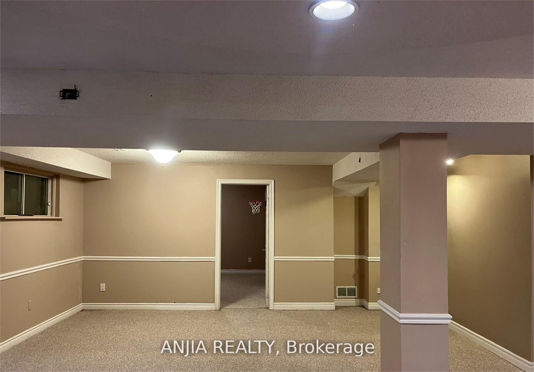 1 Brewsland Crescent