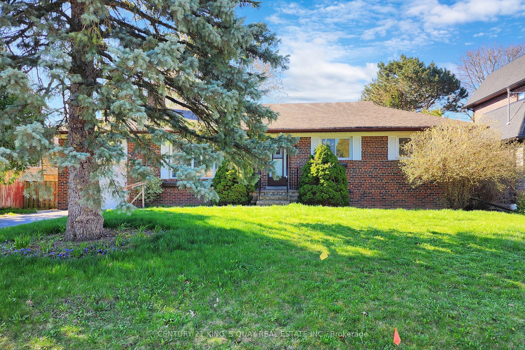 4 Honeybourne Crescent