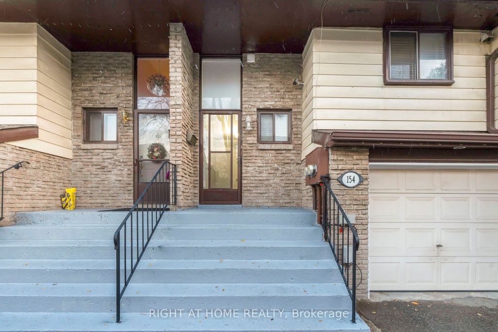 Photo of 180 Mississauga Valley Boulevard #154, Mississauga, ON L5A 3M2 (MLS # W12751768)