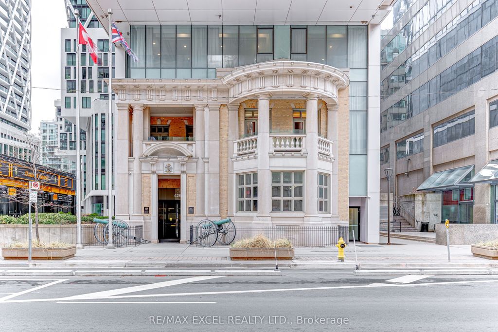 Photo of 426 University Avenue #1705, Toronto, ON M5G 1S9 (MLS # C12737772)