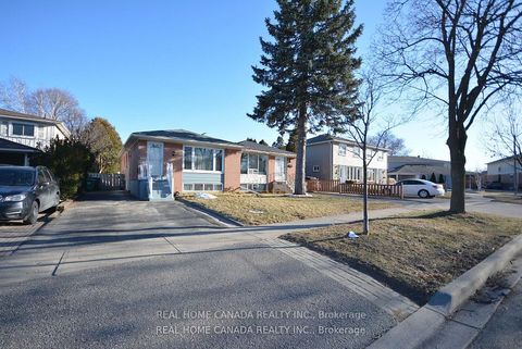 1463 Glen Rutley Circle Mississauga ON L4X 1Z8