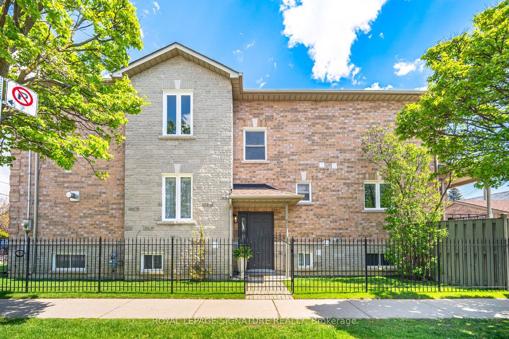 Photo of 189 Aileen Avenue, Toronto, ON M6M 1G1 (MLS # W13115264)