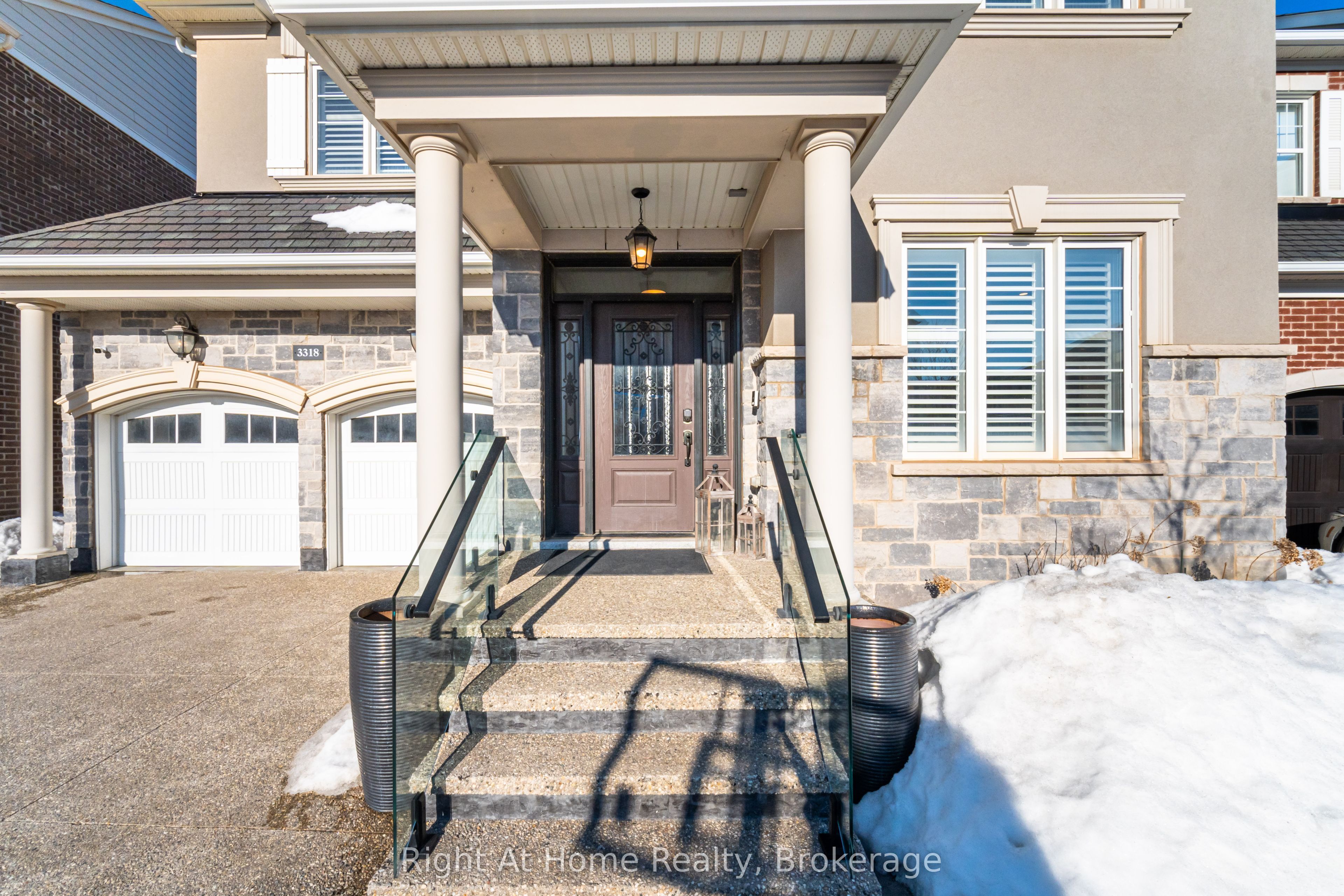 3318 Charles Biggar Drive