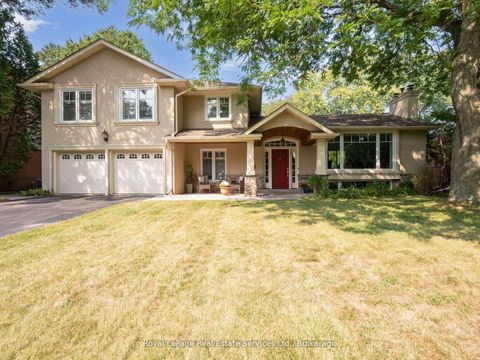 1465 Shamrock Lane Oakville ON L6L 1R1