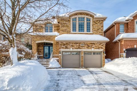 1109 Kestell Boulevard Oakville ON L6H 7M5