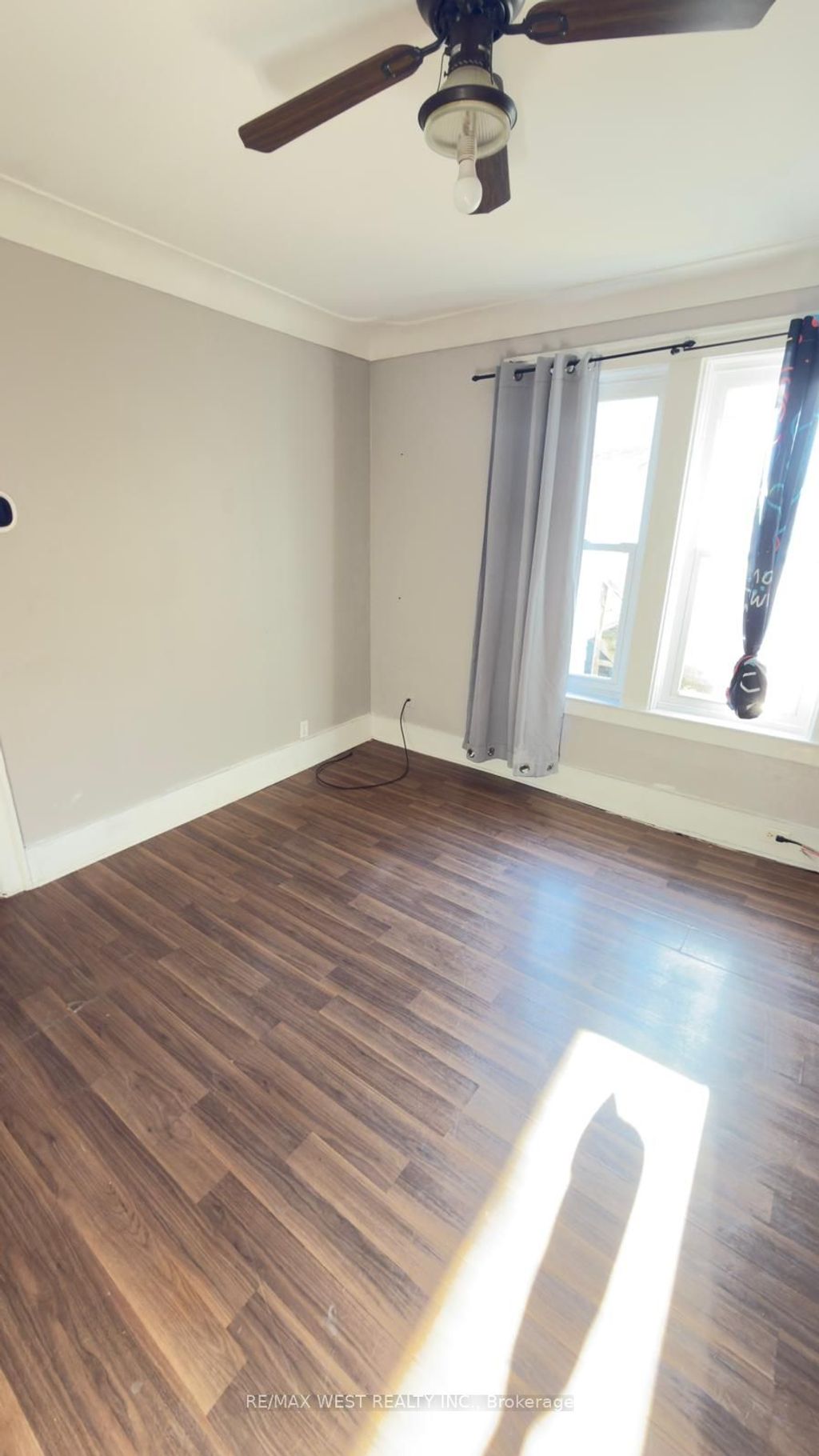 Photo of 881 - 883 Marion Avenue, Windsor, ON N9A 2H8 (MLS # X12571334)