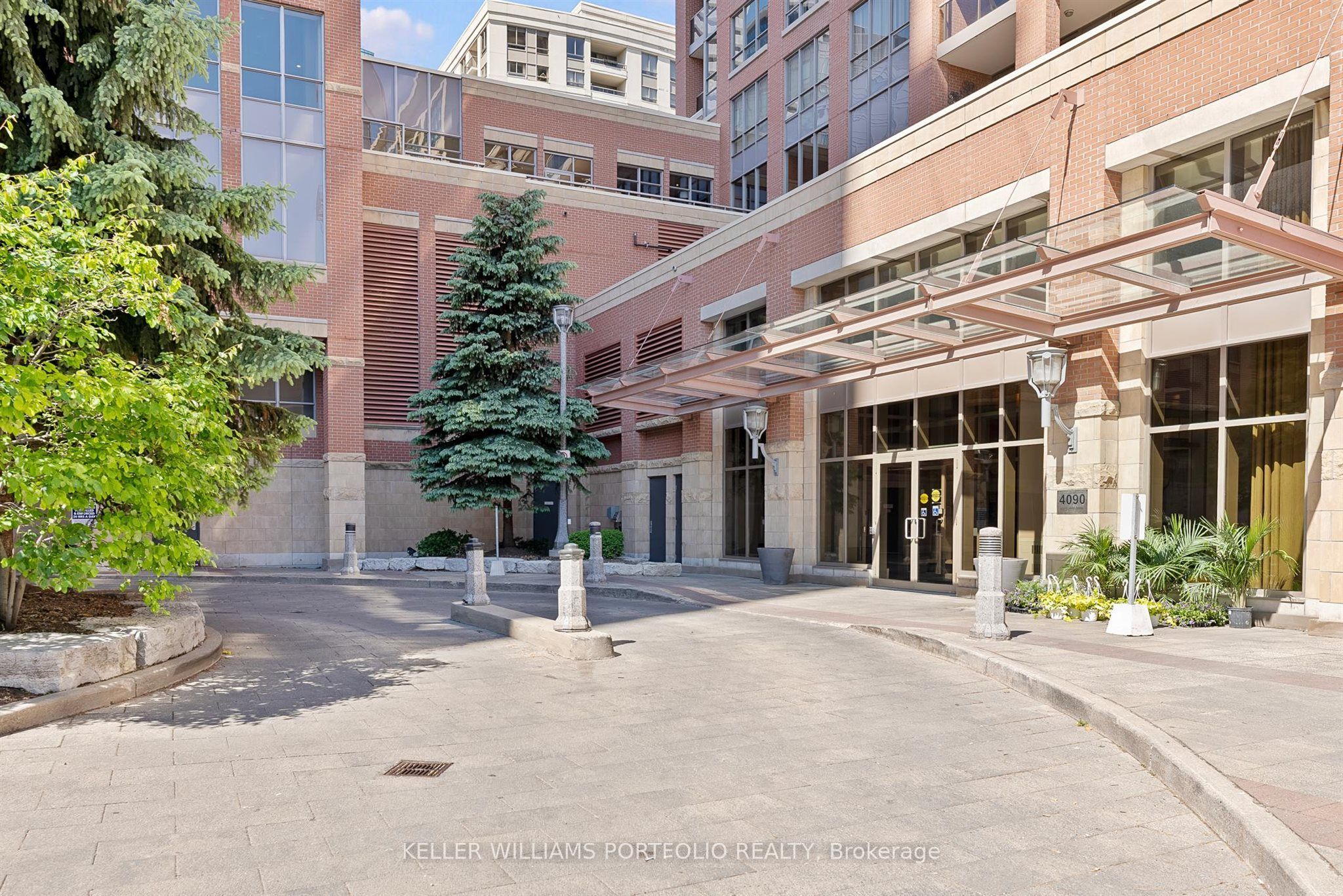 4090 Living Arts Drive 1602