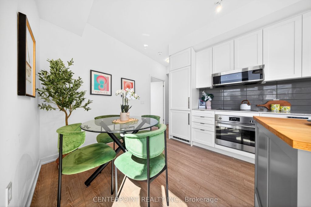 Photo of 250 Lawrence Avenue W #519, Toronto, ON M5M 1B1 (MLS # C12989136)
