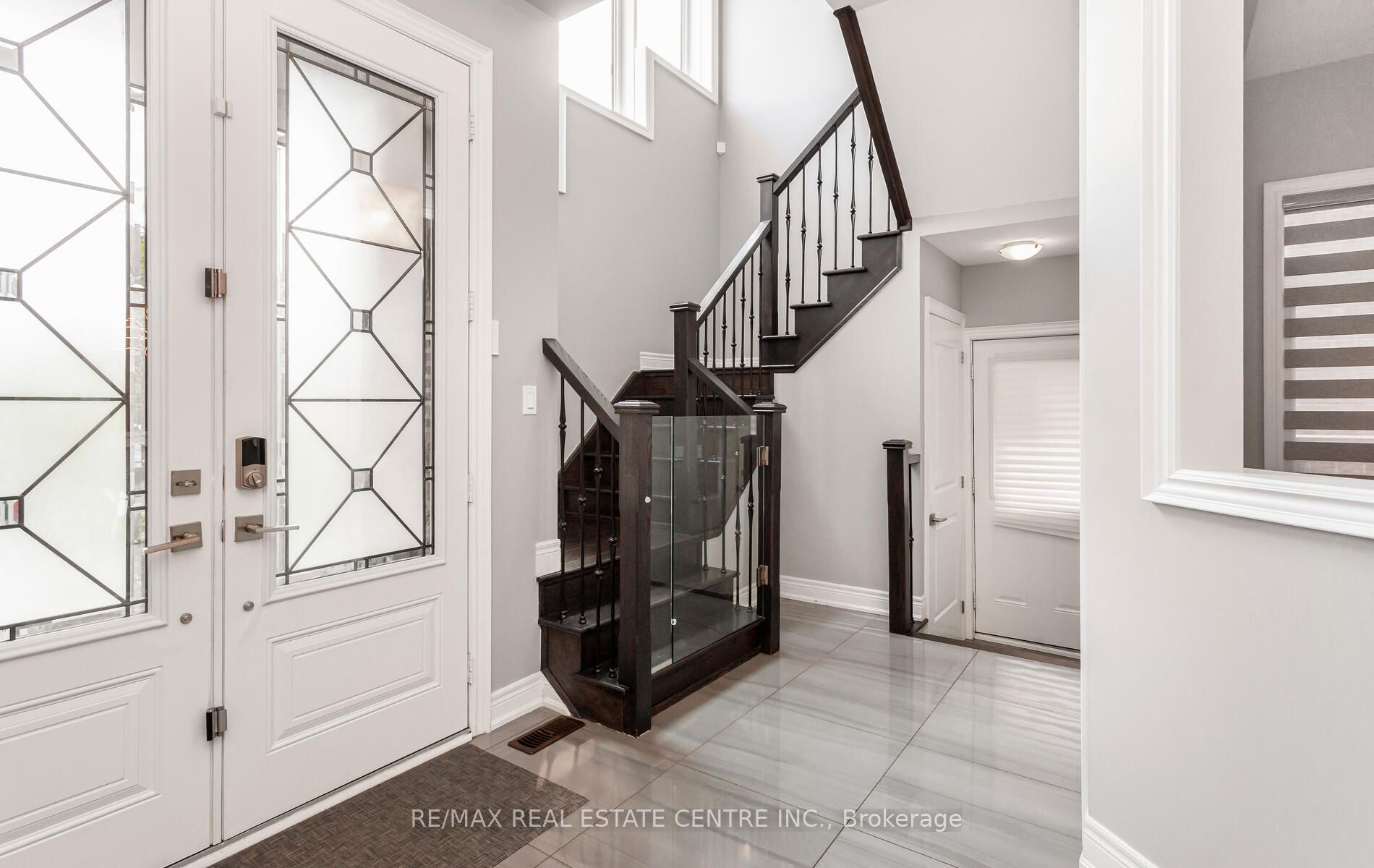 9 Rolling Acres Drive