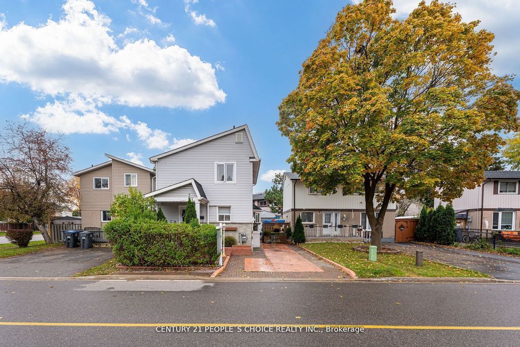 Photo of 13 Jeffrey Street, Brampton, ON L6S 2M9 (MLS # W12751822)