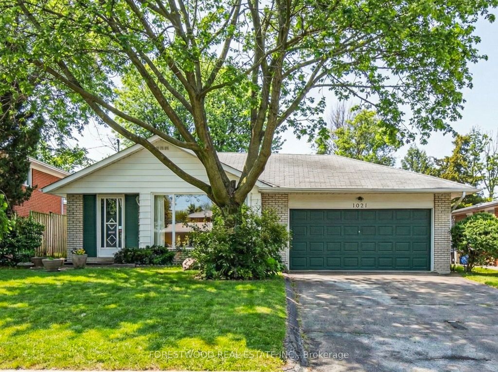 Photo of 1021 Vera Cruz Drive, Mississauga, ON L4Y 2G4 (MLS # W12594292)