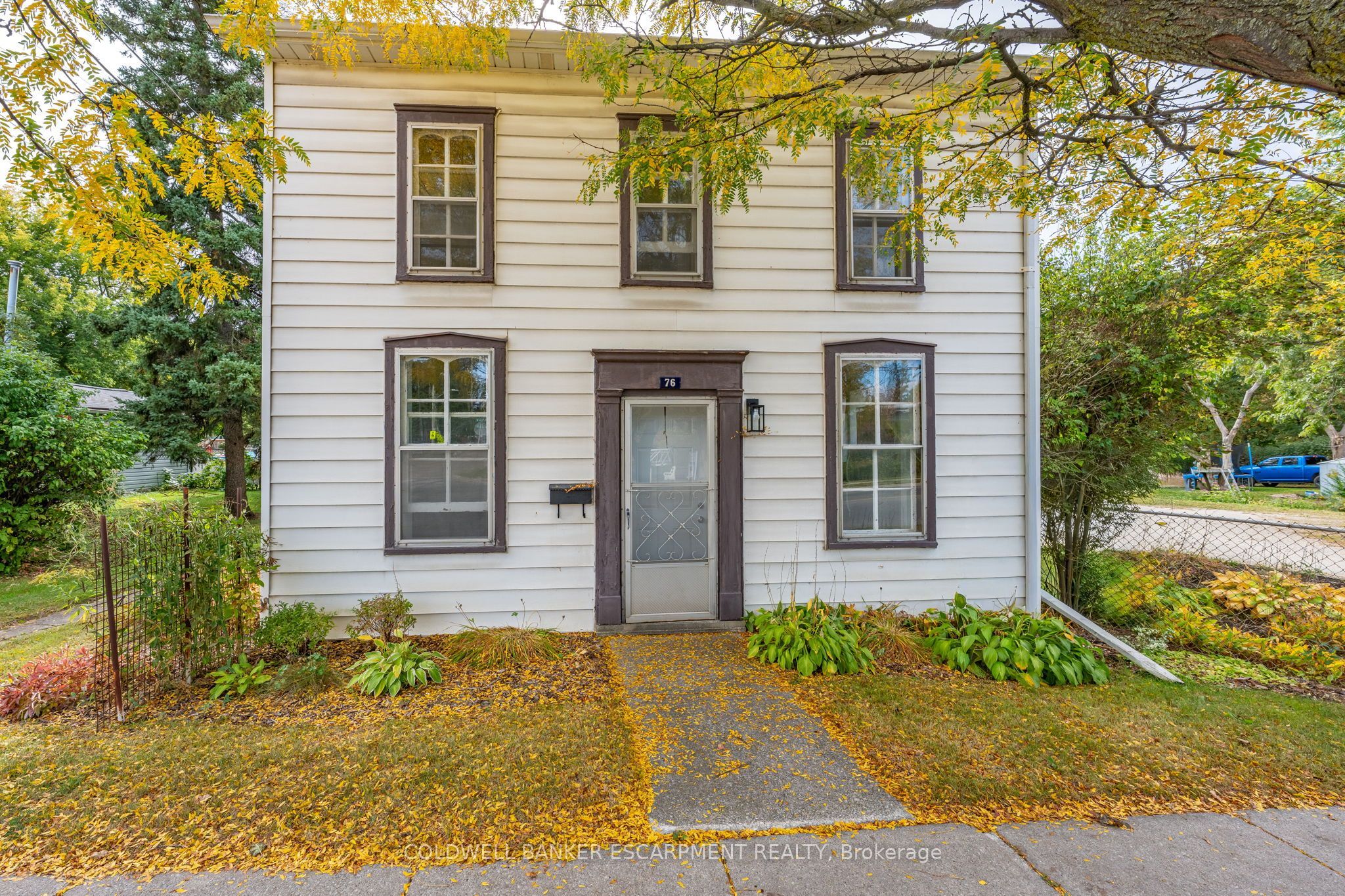 76 Main Street N