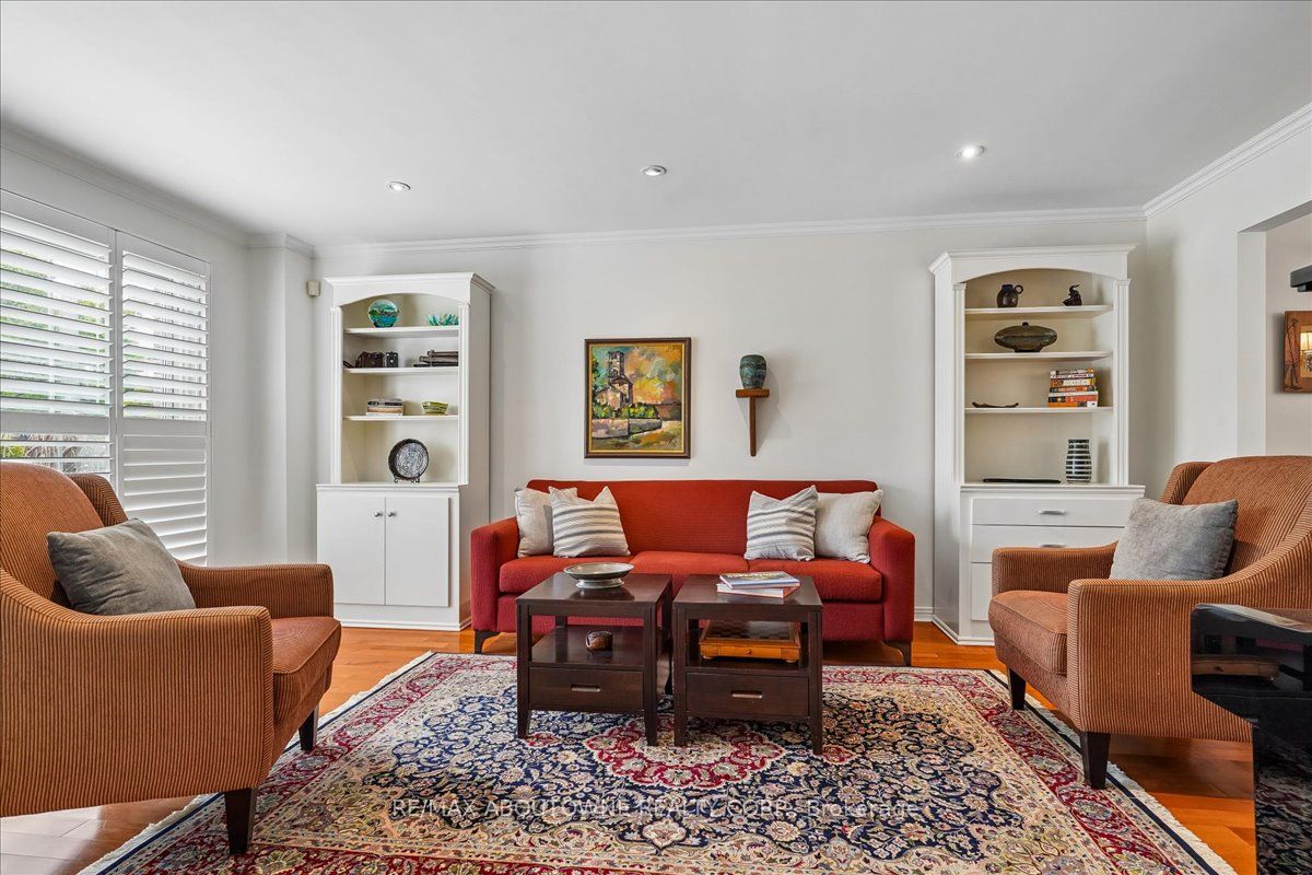 1277 Old Bridle Path
