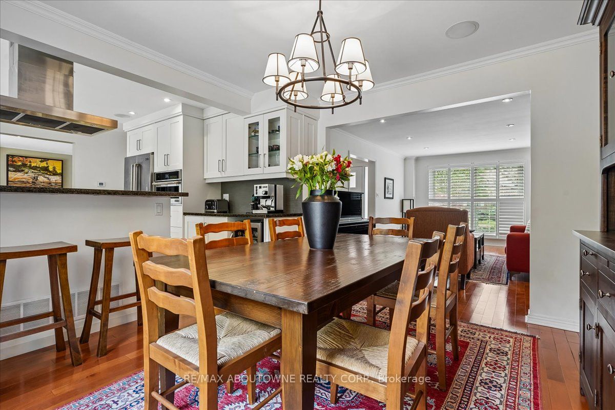 1277 Old Bridle Path