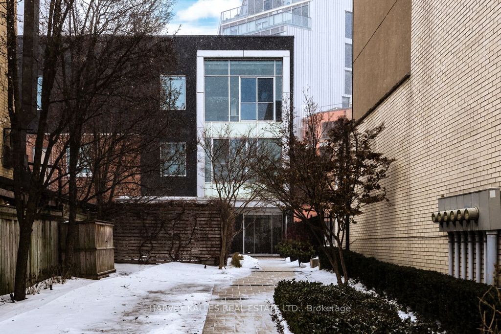 Photo of 113 Dupont Street #201, Toronto, ON M5R 1V4 (MLS # C12899840)