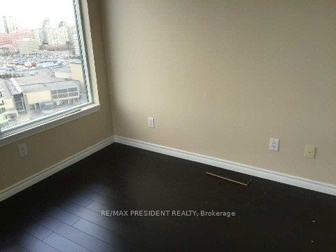385 Prince Of Wales Drive 2102