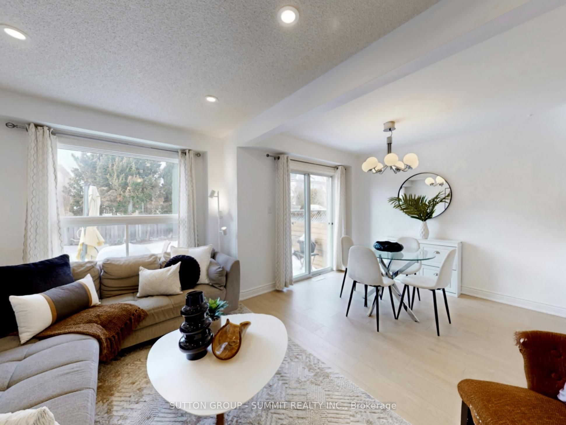 5139 Porter Street N