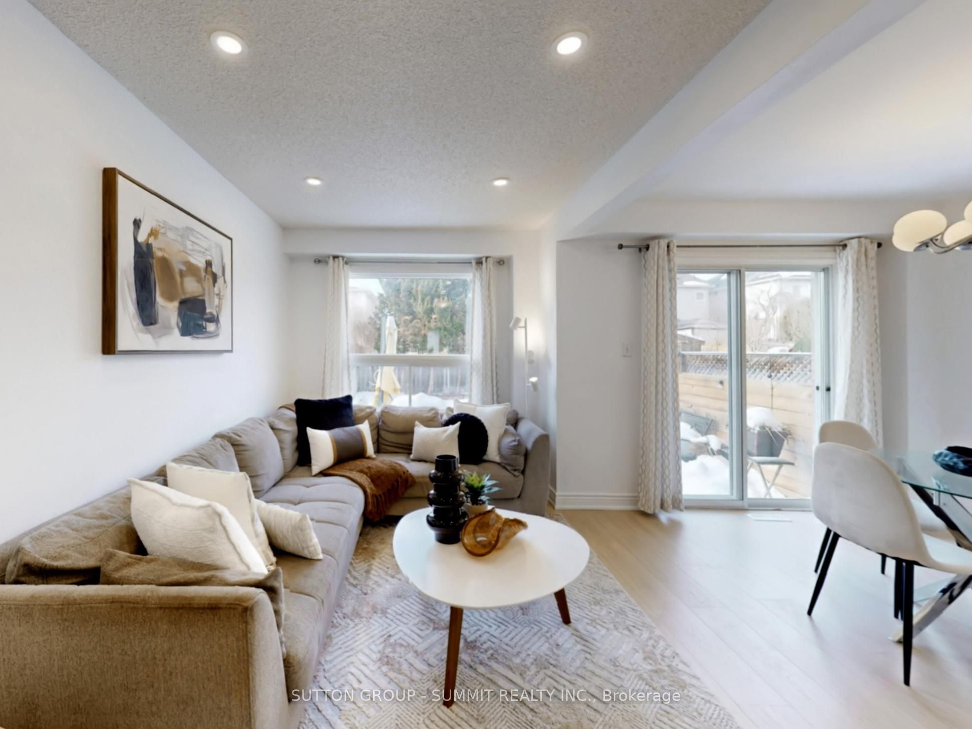 5139 Porter Street N