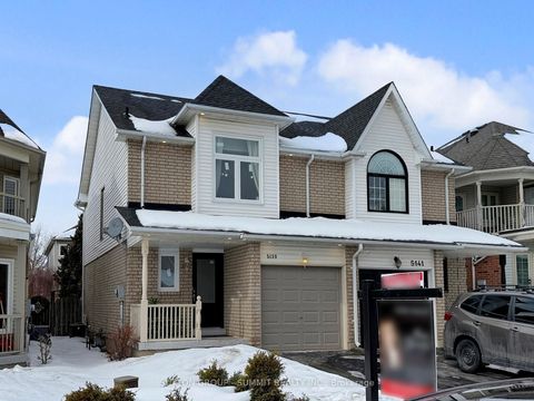 5139 Porter Street N Burlington ON L7L 6K8