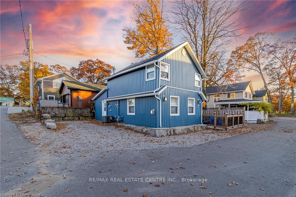 Photo of 11 Dietrich Crescent, Lambton Shores, ON N0M 1T0 (MLS # X14036272)