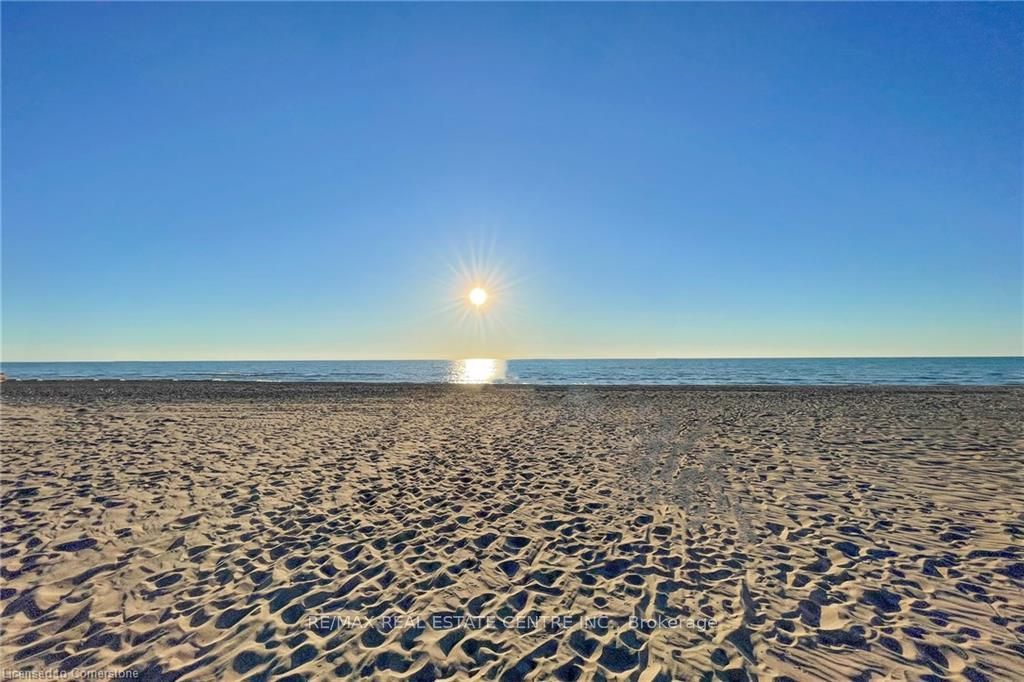 Photo of 11 Dietrich Crescent, Lambton Shores, ON N0M 1T0 (MLS # X14036272)