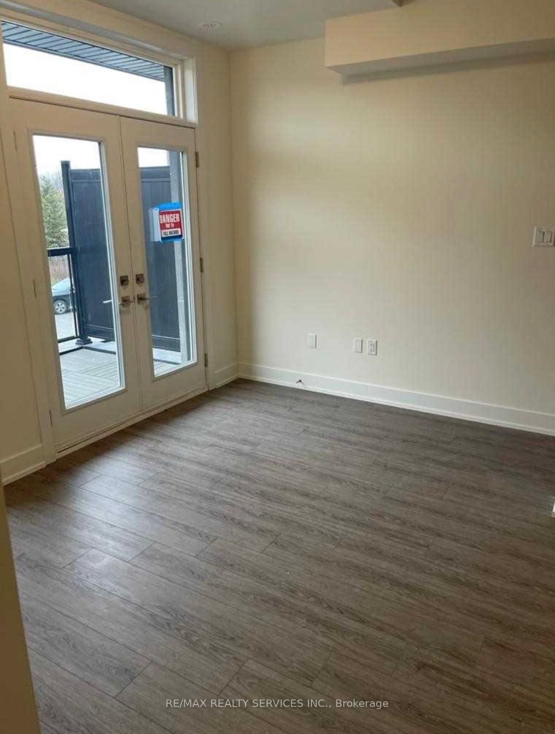 9 Phelps Lane 12