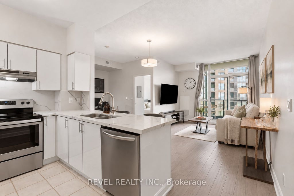 Photo of 231 Fort York Boulevard #2001, Toronto, ON M5V 1B2 (MLS # C13849496)