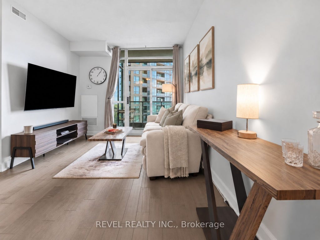 Photo of 231 Fort York Boulevard #2001, Toronto, ON M5V 1B2 (MLS # C13849496)