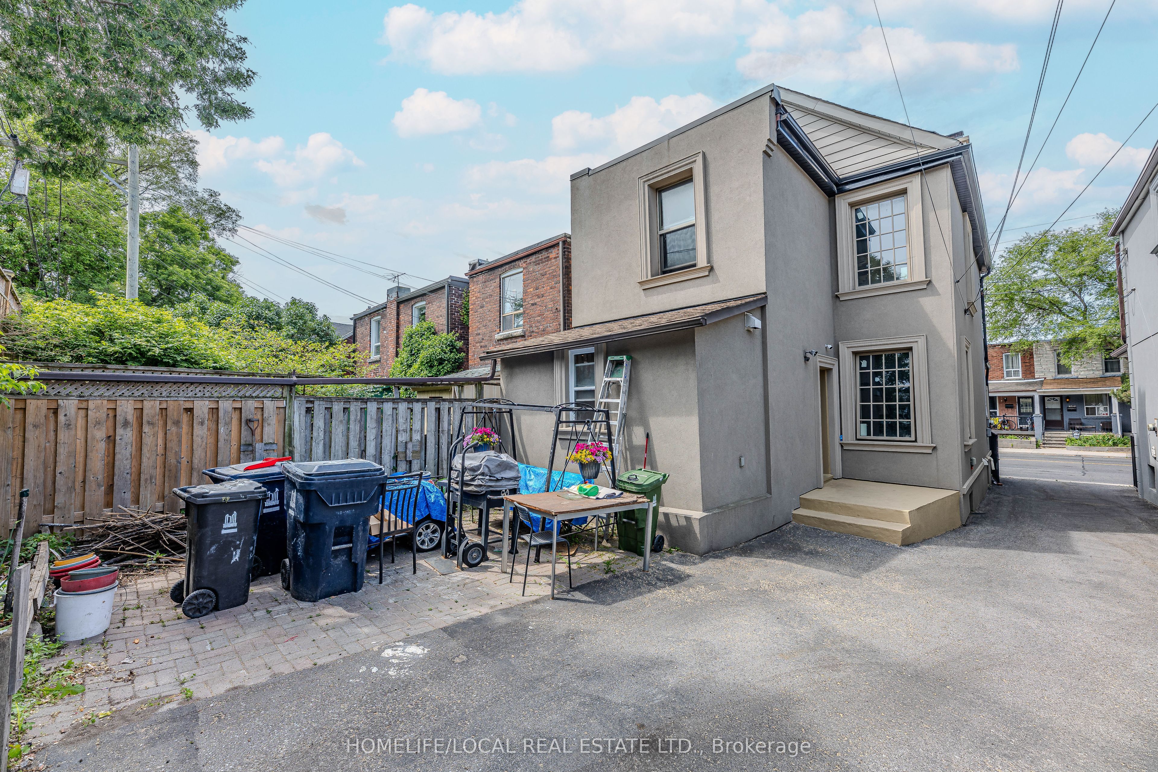 277 Old Weston Road